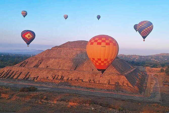 All-inclusive hot air balloon flight over Teotihuacan - Key Points