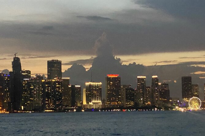 All-Inclusive Miami Boat Party With Dinner at Hardrock, Open Bar, and DJ - What to Expect Onboard