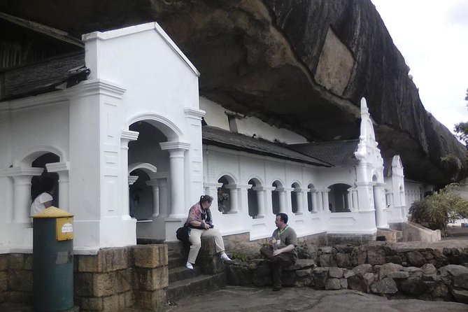 All Inclusive Private Day Trip Sigiriya and Dambulla Caves With More - Itinerary Overview