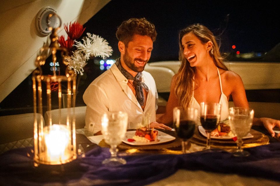 All-Inclusive Romantic Dinner Aboard a Luxurious Yacht - Exclusive Yacht Amenities and Features