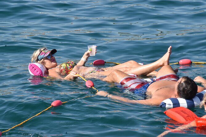 All Inclusive: snorkeling, boat tour, food and drinks! - FAQ