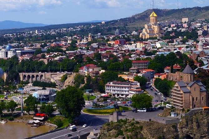 All-Inclusive.Tour to Georgia for 5 Days:Tbilisi, Kazbegi, Culinary Master-Klass - Transportation and Guides