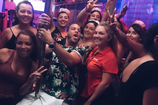 All you can drink- Club Crawl Los Cabos - Exploring the Tour Concept