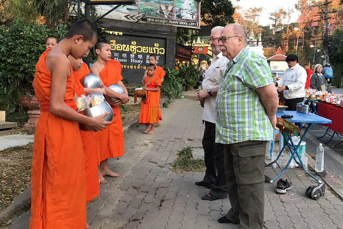 Alms and Wat Phra That Doi Suthep Private Chiang Mai Tour - Meeting and Pickup Details