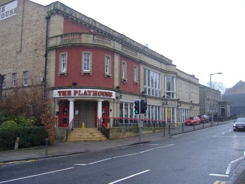 Alnwick: Self-Guided Walking Tour With Audio Guide - Northumbrian History and Evolution