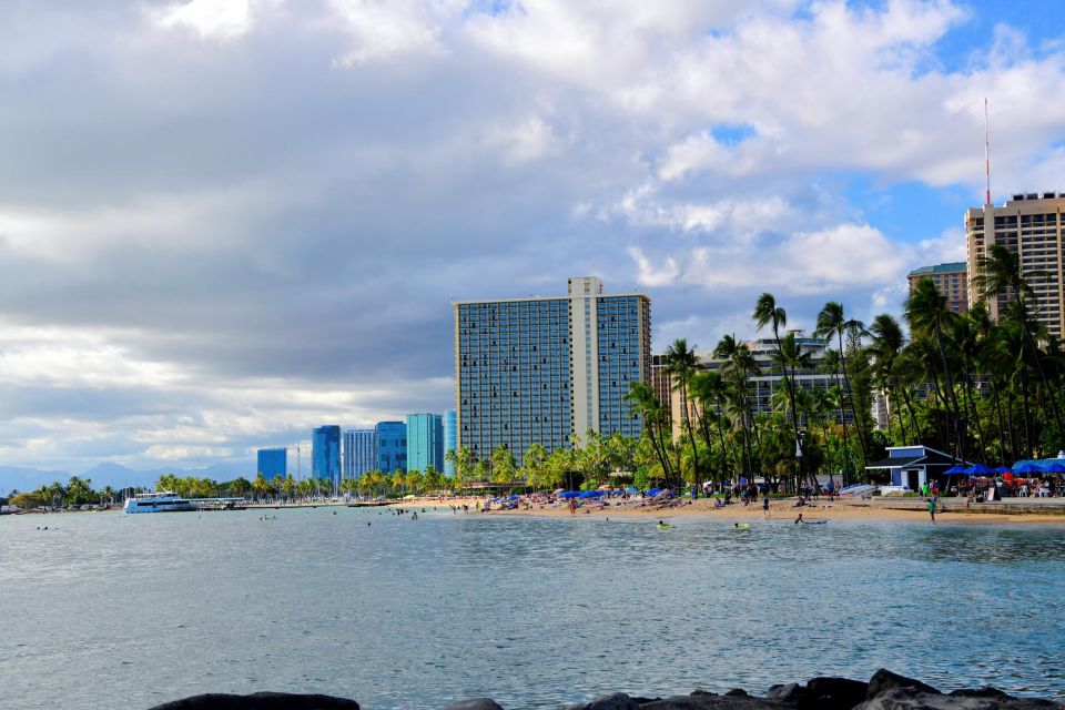 Aloha Adventures: A Family Walking Tour in Waikiki - Itinerary