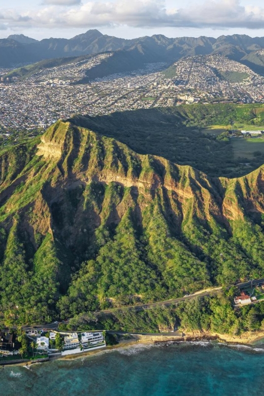 Aloha Adventures: A Family Walking Tour in Waikiki - Highlights