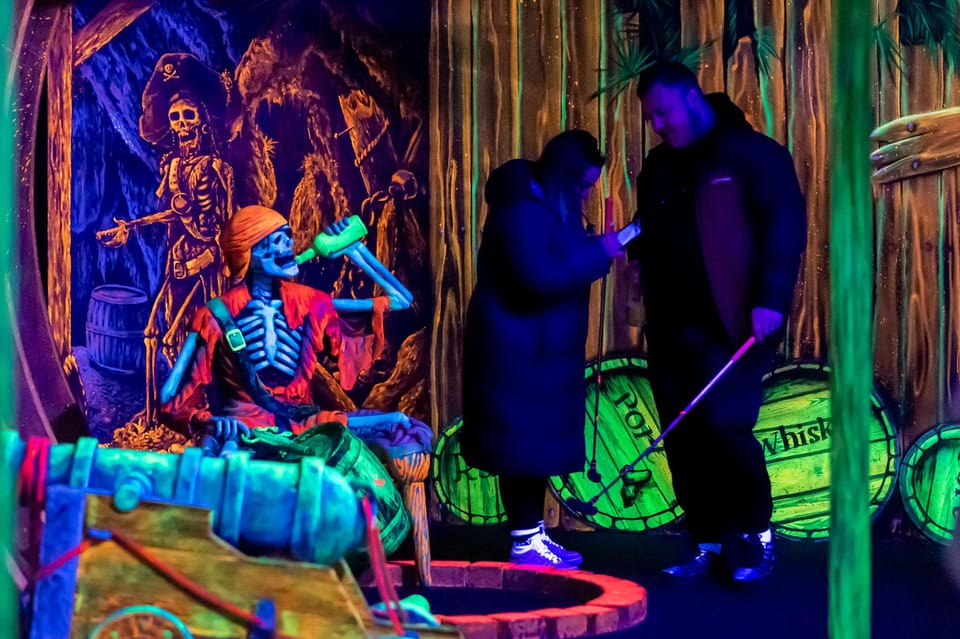 Aloha Amsterdam: 12-Hole Glow-in-the-Dark Mini-Golf - The Experience in Detail