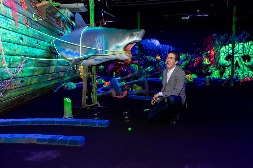 Aloha Amsterdam: 12-Hole Glow-in-the-Dark Mini-Golf - FAQs