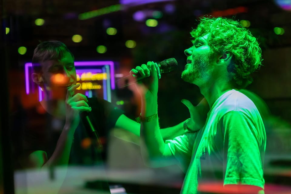 Aloha Amsterdam: Private Karaoke Booth with 20.000 Songs - FAQs