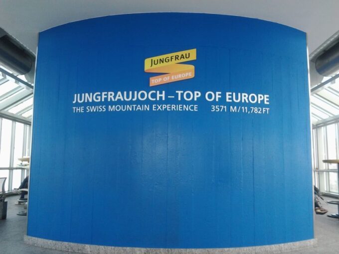 Alpine Majesty: Bern to Jungfraujoch Exclusive Private Tour - Picturesque Return via Kleine Scheidegg and Lauterbrunnen