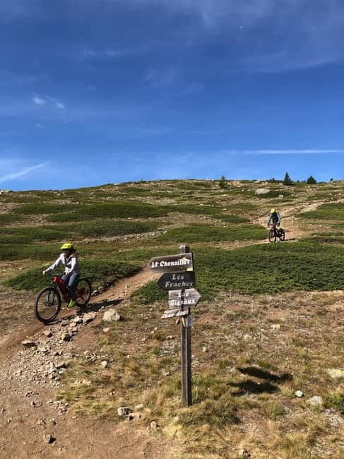 Alps: Sporty MTB tour among single track, alpine peaks and border history - Key Points