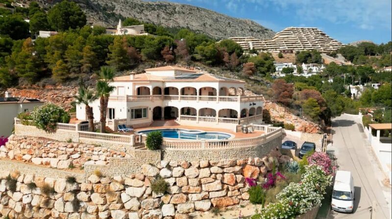 Altea Hills: 5-Day Luxury Wellness Retreat Program - Accommodation Details