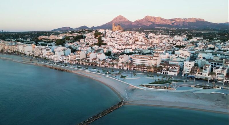 Altea Hills: 5-Day Luxury Wellness Retreat Program - Holistic Therapies