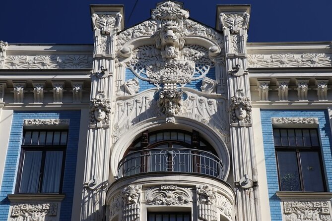 Alternative Riga: Central Market and Moscow Suburb Tour - Accessibility Features