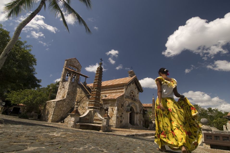Altos De Chavón and Shopping in La Romana Day Tour - Tour Overview