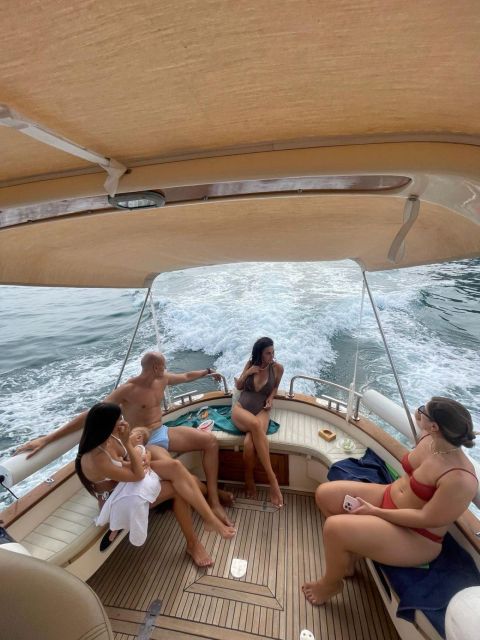 Amalfi Coast Boat Tour - Group Size and Languages