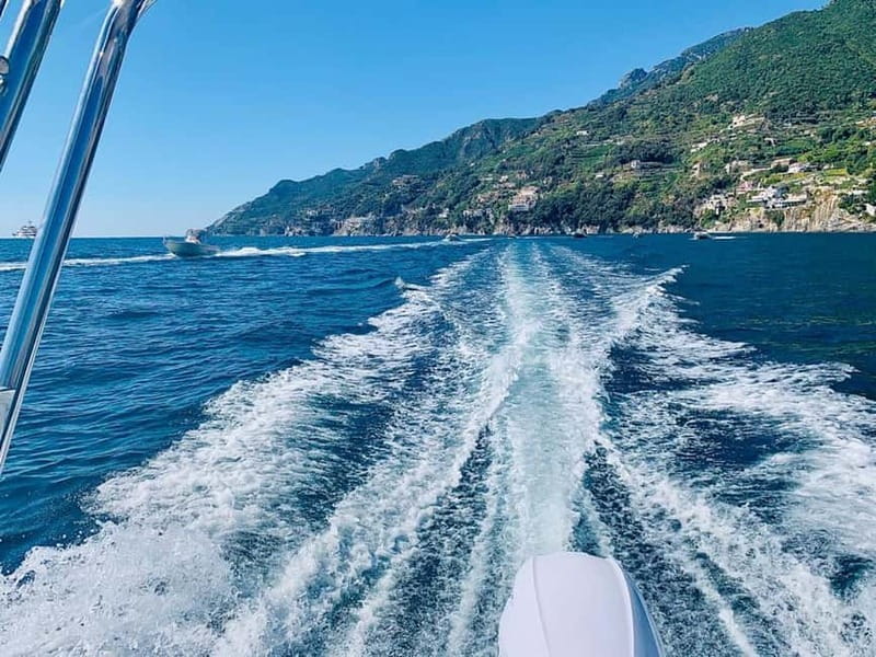 Amalfi Coast Boat Tour to Positano with drinks - Key Points