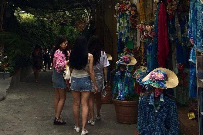 Amalfi Coast: full-day tour from Rome with assistant - FAQ