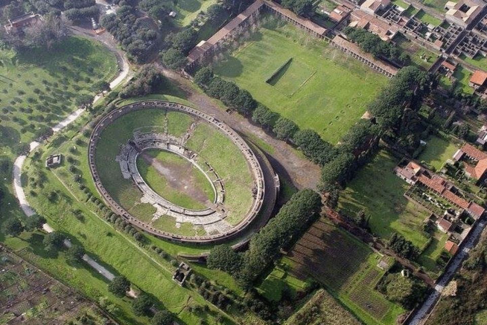 Amalfi Coast: Pompeii Guided Tour With Skip-The-Line Entry - Walking the Ancient Streets of Pompeii
