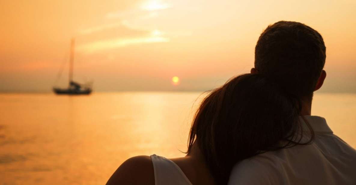 Amalfi Coast: Private Romantic Cruise & Aperitif - Key Points