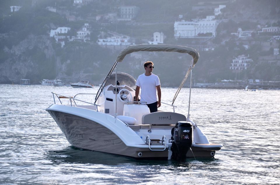 Amalfi Coast: Rent a Boat - Exploring the Amalfi Coast