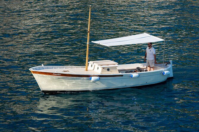 Amalfi coast tour with aperitif and music!! - Key Points