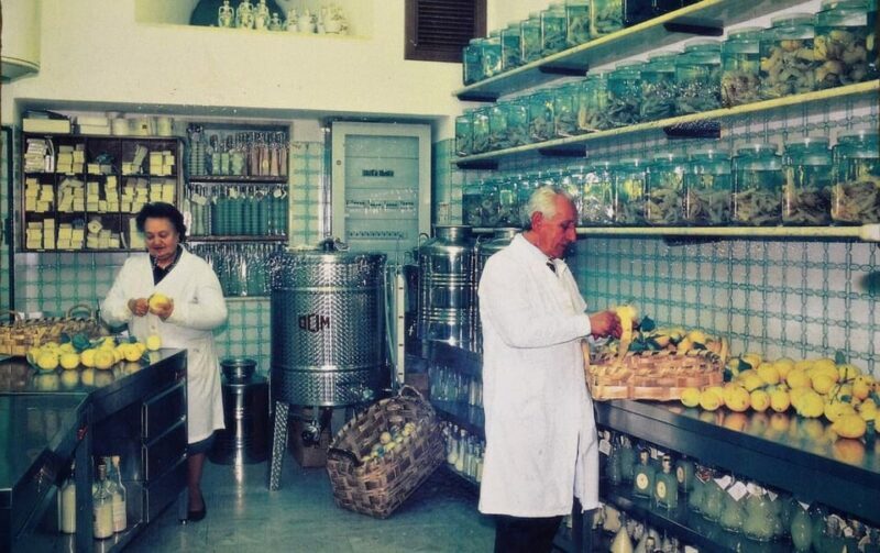 Amalfi: Limoncello Factory Visit with Instructor and Tasting - Practical Details and Tips for Travelers