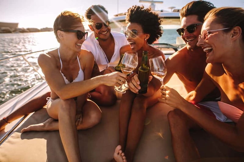 Amalfi: Sunset Boat Tour with Fruit and Drinks - Practical Details & Tips