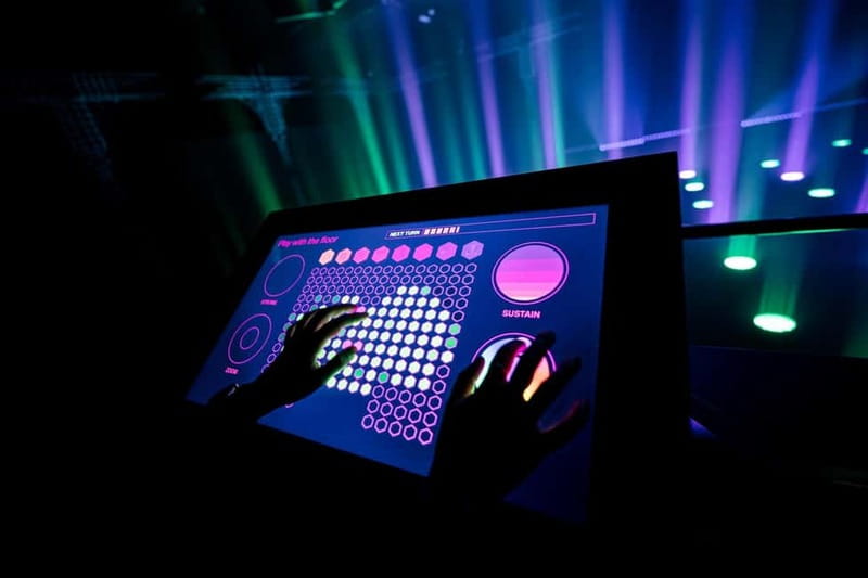 AMAZE Amsterdam: Immersive Audiovisual Experience - Practical Details and Tips