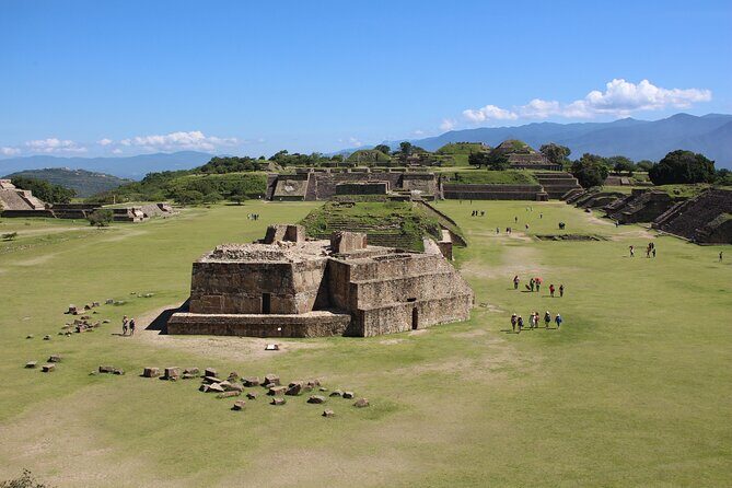 Amazing Monte Alban and City tour Private Tour - What’s included, and what’s not?