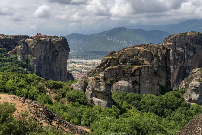 Amazing Morning Meteora Monasteries Tour - Tour Overview