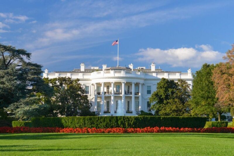 Americas Main Street and White House Private Full-Day Tour - Parks and Serene Spaces