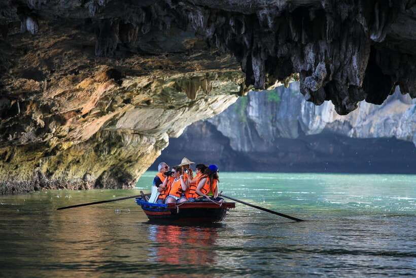 Amethyst Luxury Day Cruise Explore Halong Bay, Island, Caves - Kayaking at Luon Cave