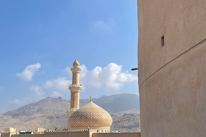 AMOUAGE: Full Day Private Tour to Nizwa and Jebel Akhdar - Ascending Jebel Akhdar