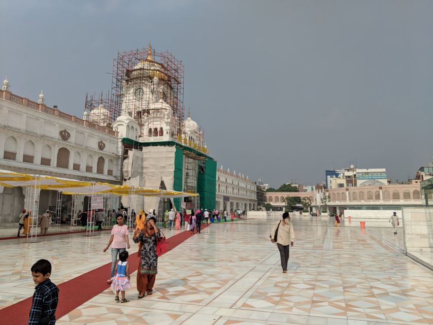 Amritsar Full Day Tour of Golden Temple and Wagah Border - Golden Temple Experience