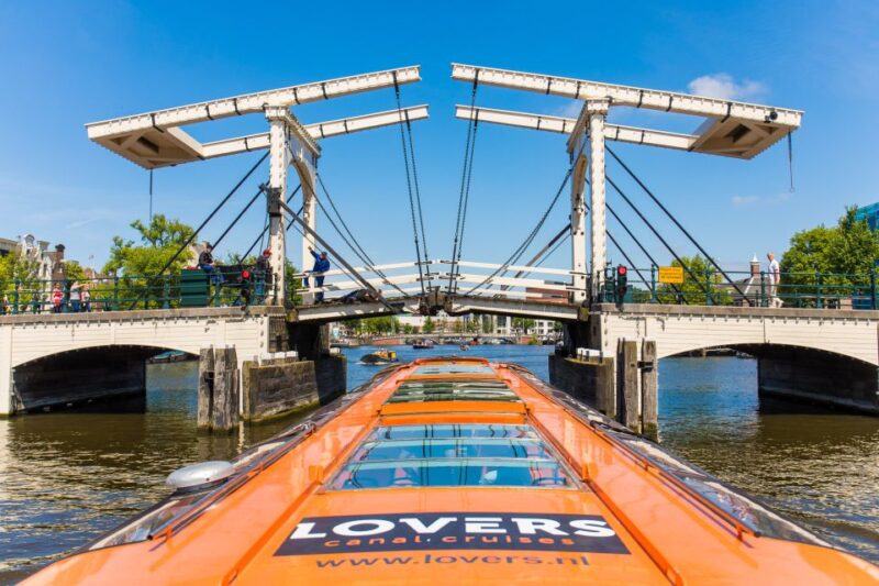 Amsterdam 1-Hour Canal Cruise and Ripley'S Believe It or Not - Meeting Point and Logistics