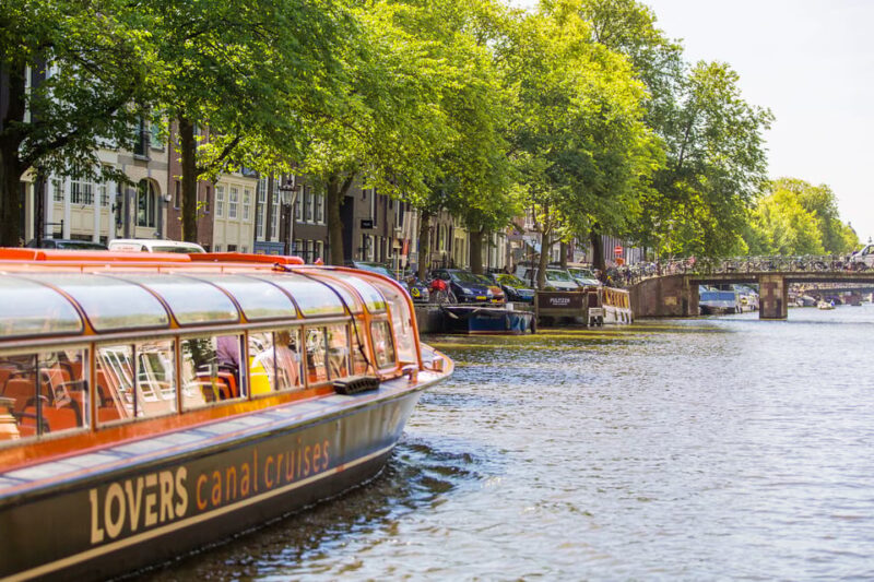 Amsterdam: 1-Hour Canal Cruise & NEMO Science Museum - Importance of Fast-Track Admission
