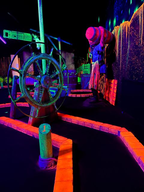 Amsterdam: 12-Hole Glow-in-the-Dark Mini-Golf Experience - Good To Know