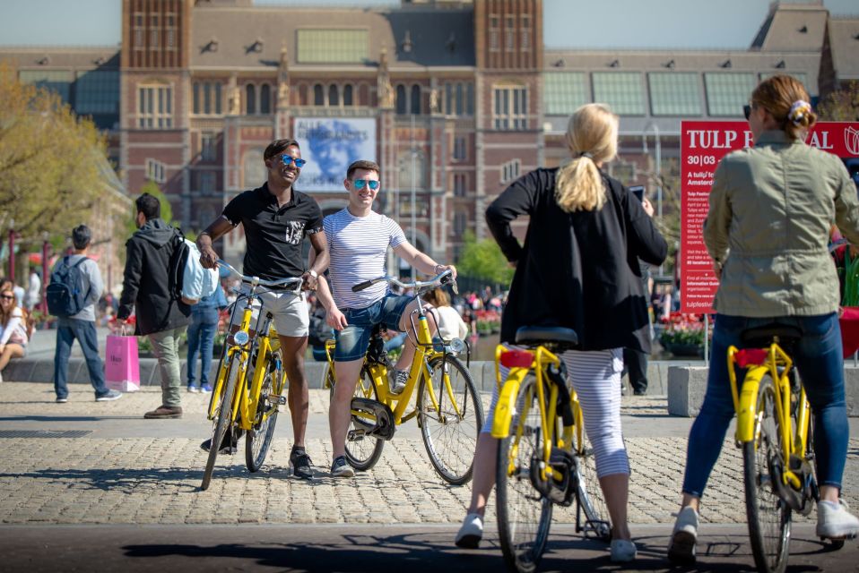 Amsterdam: 2-Hour City Highlights Guided Bike Tour - The Perfect Audience for This Tour