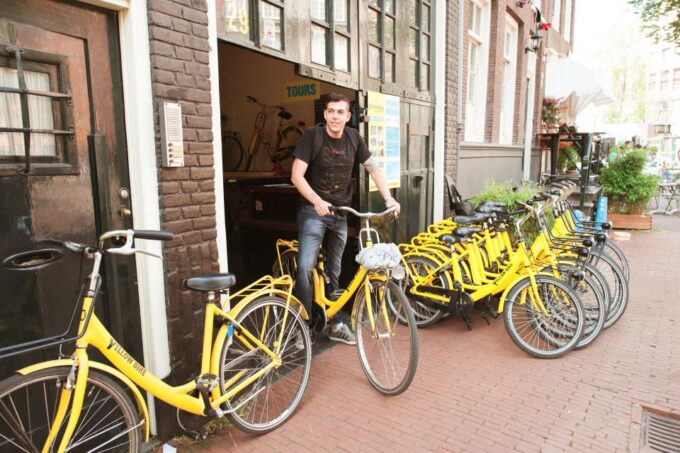 Amsterdam: 2-Hour City Highlights Guided Bike Tour - Tips for Enjoying Your Tour