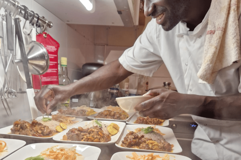 Amsterdam: 3-course dinner party at secret pop-up restaurant - Key Points