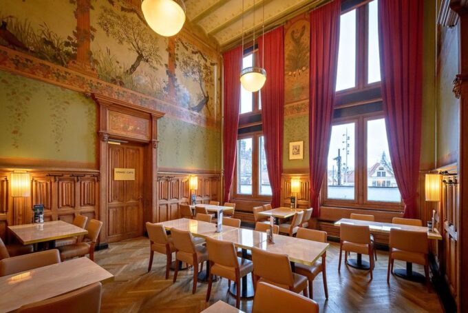 Amsterdam: 3-Course Meal in Historic 1st Class Waiting Rooms - Customer Reviews