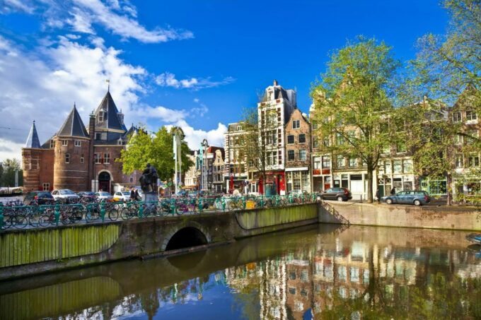 Amsterdam: 3-Hour Private Highlights City Tour by Minivan - Customer Experience