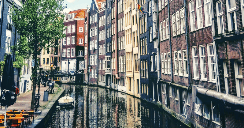 Amsterdam: 3 Hour See and Taste Tour of Historical Centre - Customer Experiences and Reviews