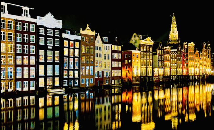 Amsterdam: 3 Hour See and Taste Tour of Historical Centre - Tips for a Great Tour
