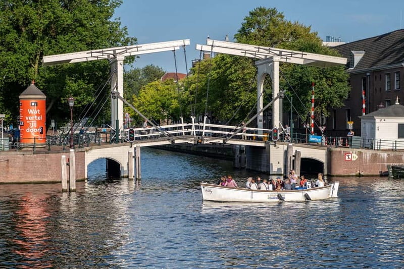 Amsterdam: 75 minute Open Boat Canal Cruise with Live Guide - FAQs