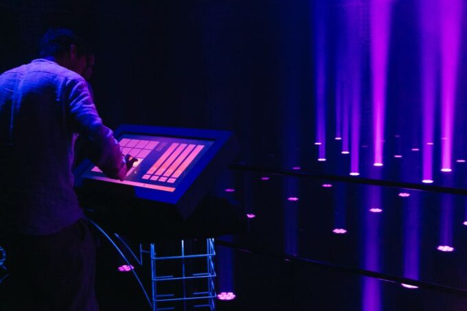 Amsterdam: AMAZE Immersive Audiovisual Experience Ticket - Visitor Guidelines and Restrictions