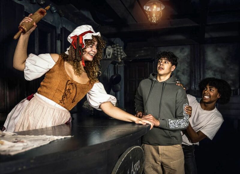 Amsterdam: Amsterdam Dungeon Entrance Ticket - Highlights of the Attraction