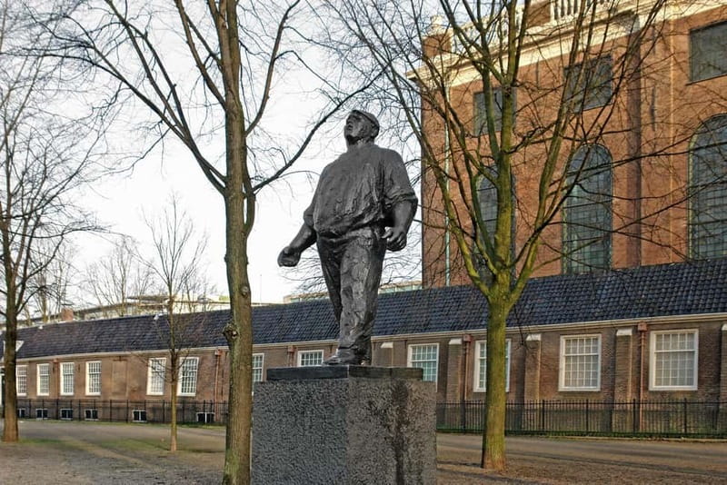 Amsterdam: Anne Frank and WWII Private Walking Tour - The Value of a Private, Guided Experience
